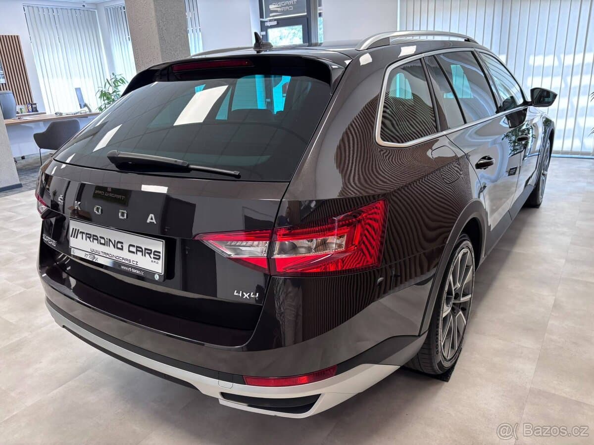 2021 Škoda SUPERB - 8
