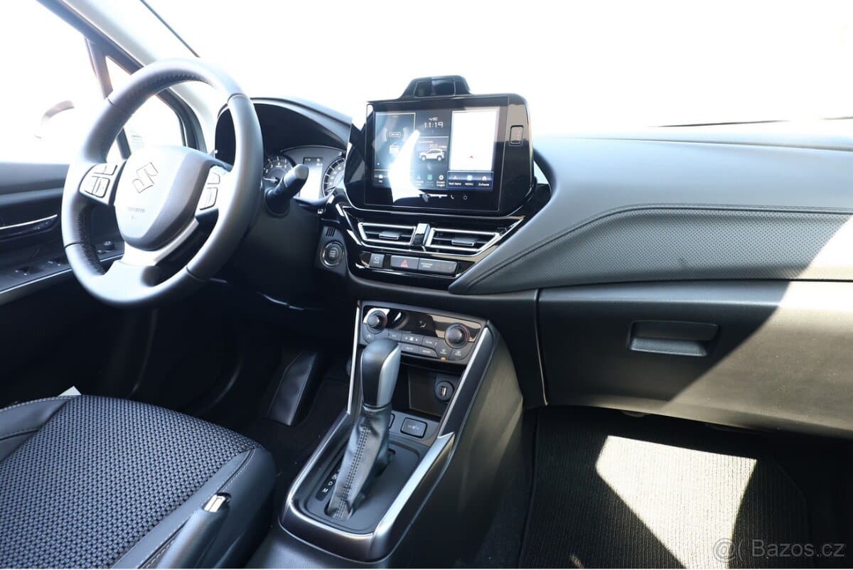 Suzuki S-CROSS - 8