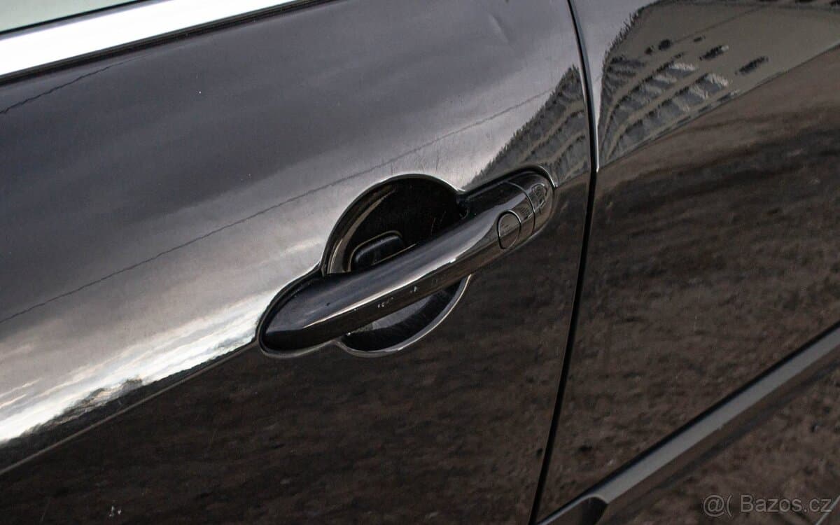 2010 Renault LAGUNA - 8