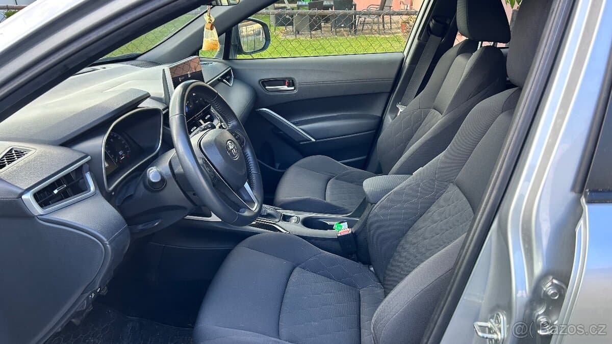 2023 Toyota COROLLA - 8