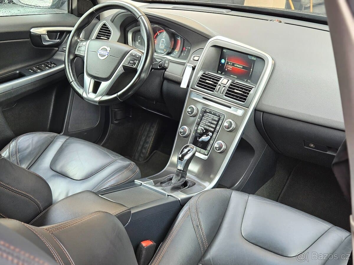 2015 Volvo XC60 - 8
