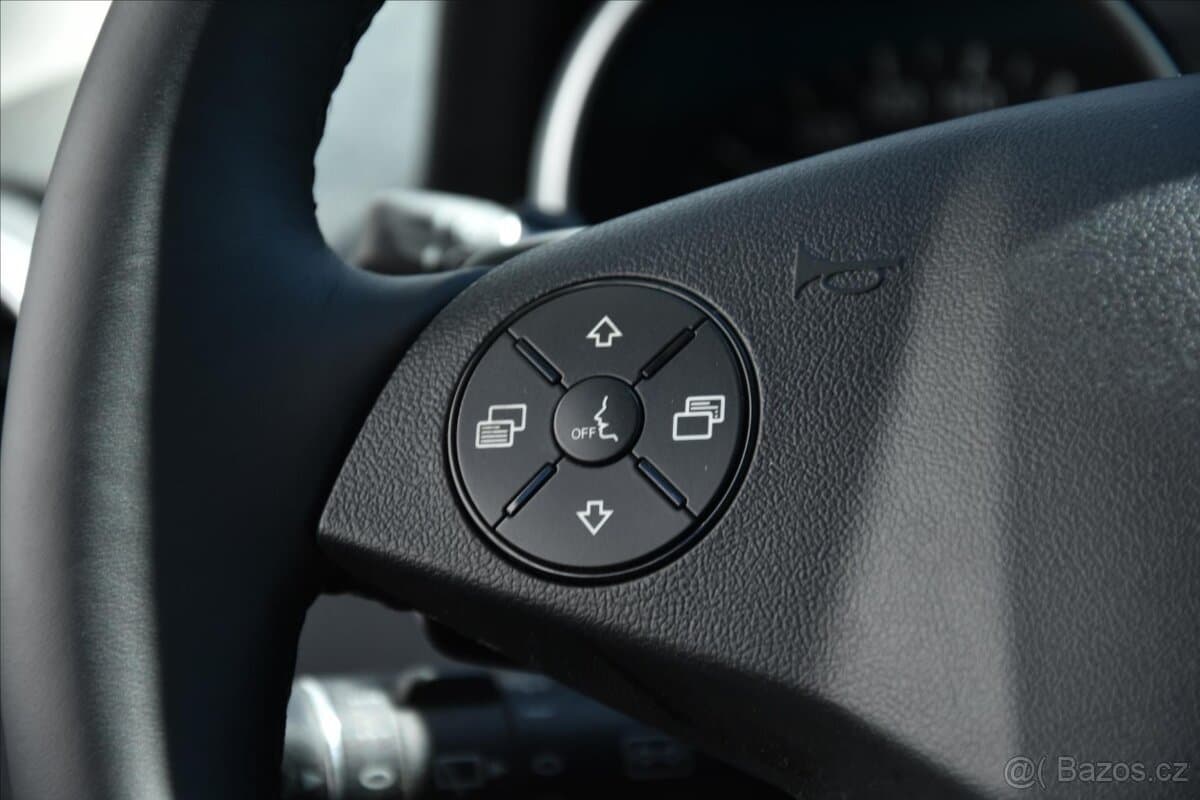 2010 Mercedes-Benz M-CLASS - 8