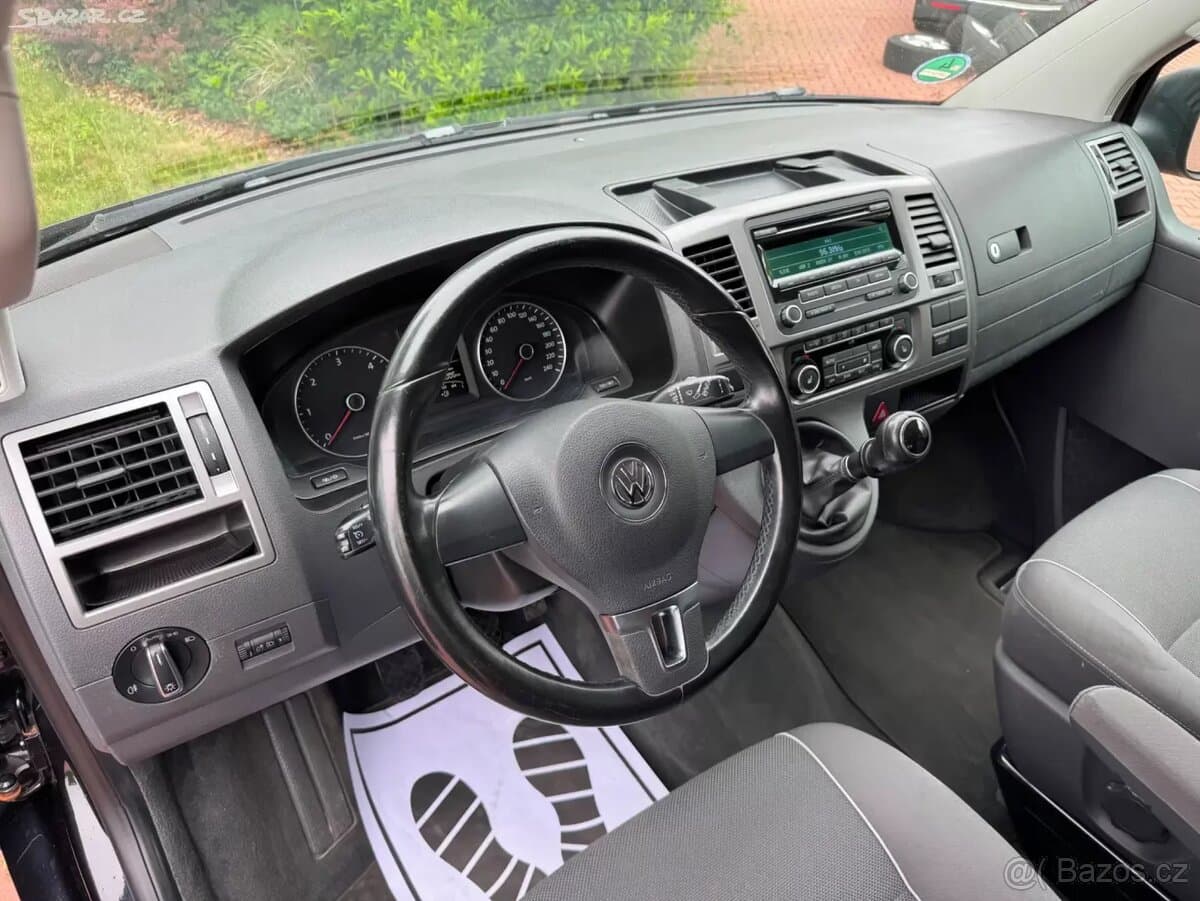 2014 Volkswagen MULTIVAN - 8