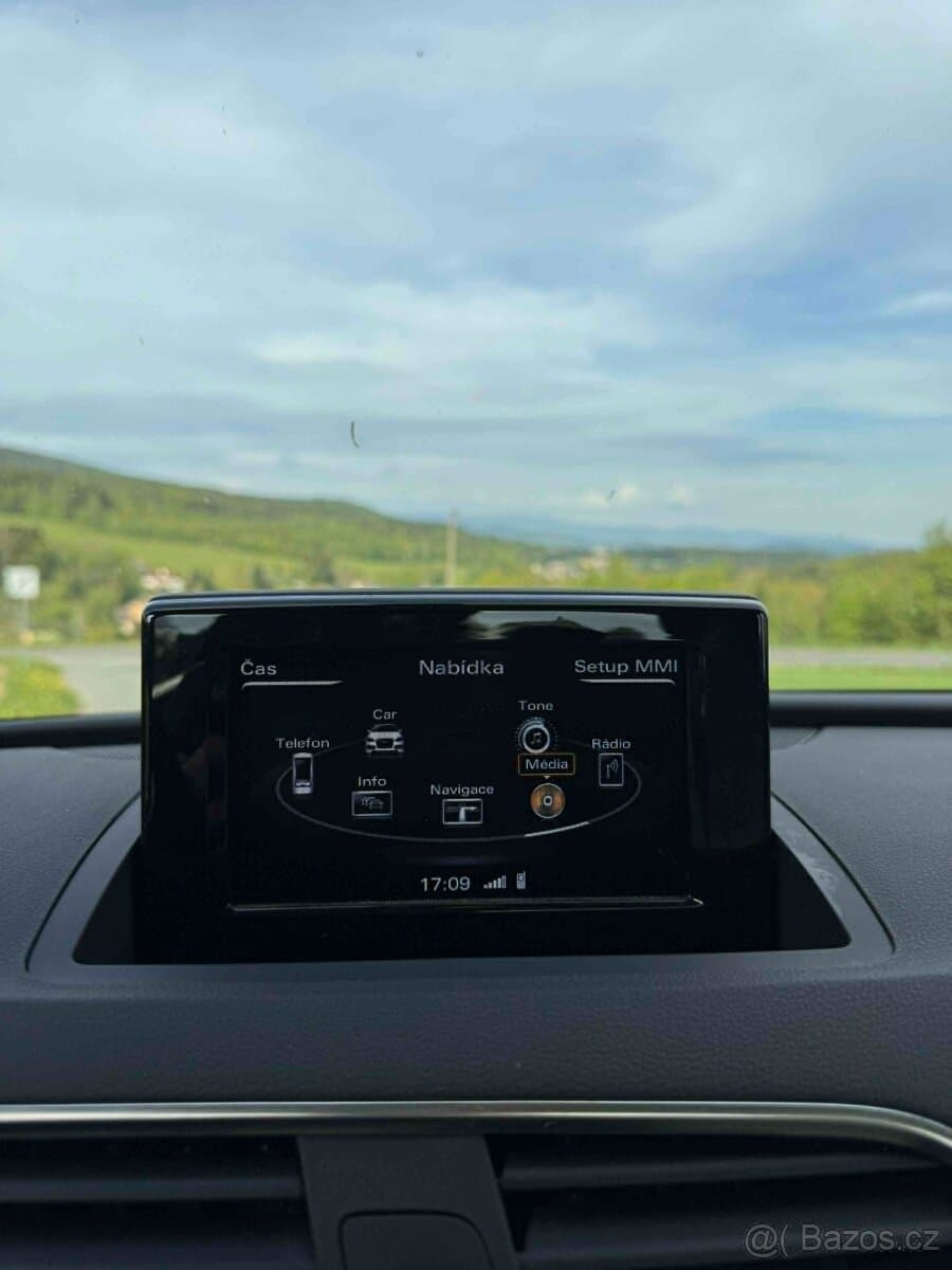 Audi Q3 - 8