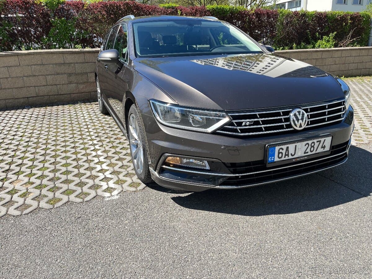 Volkswagen PASSAT - 8
