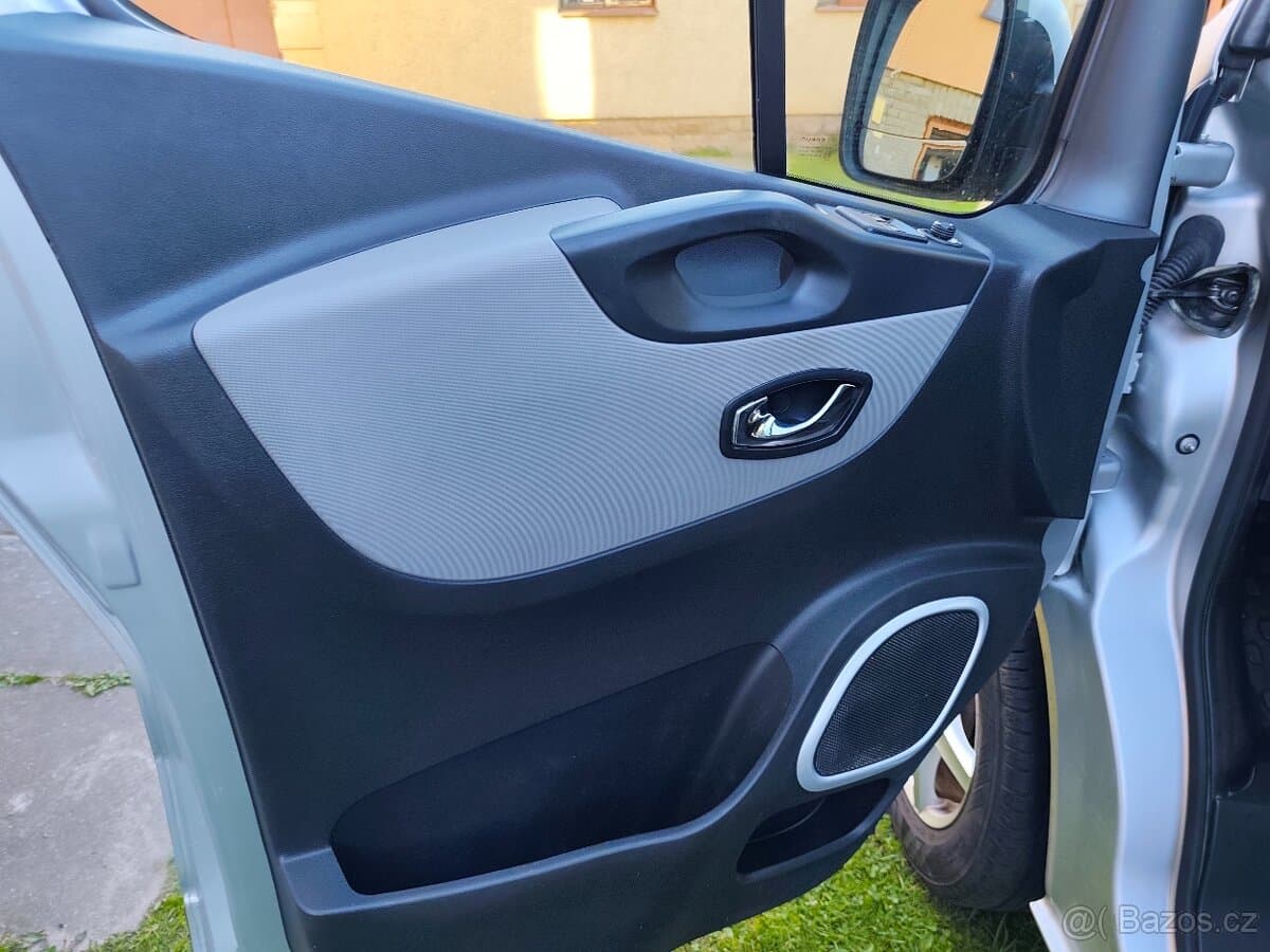 2016 Renault TRAFIC - 8