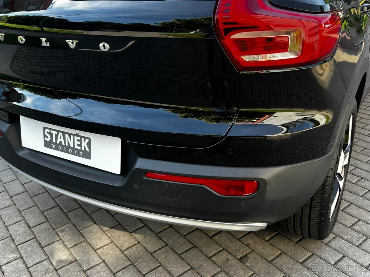 2021 Volvo XC40 - 8