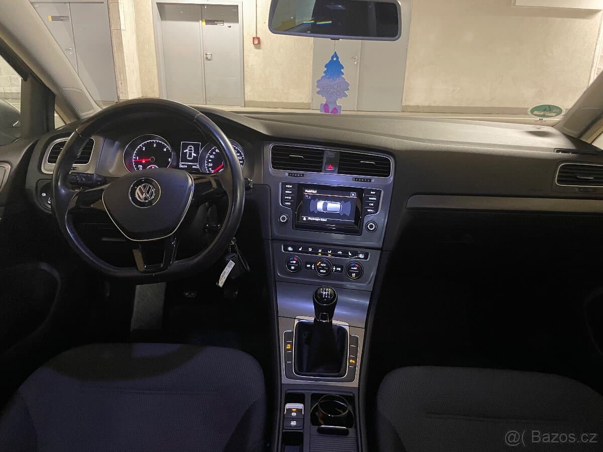 2013 Volkswagen GOLF - 8