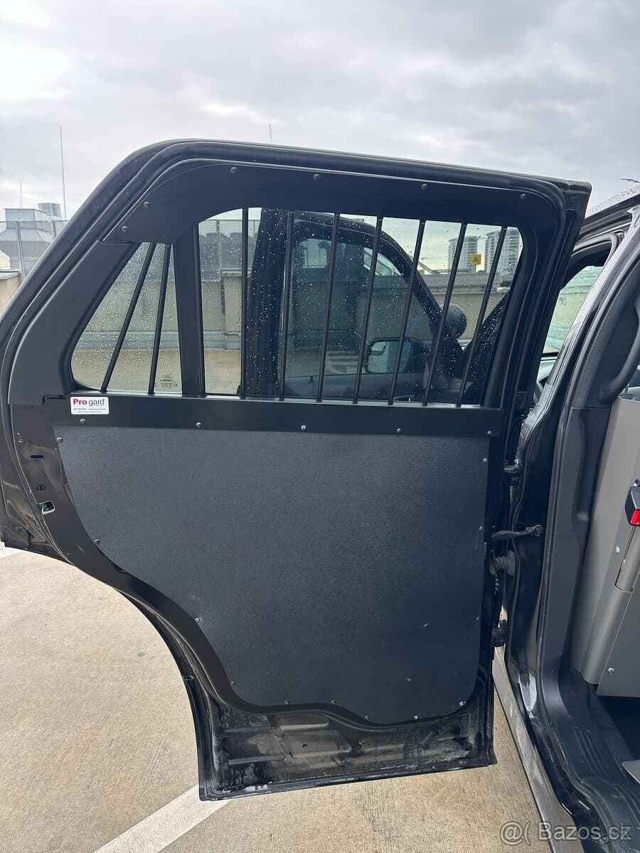 2019 Ford EXPLORER - 8