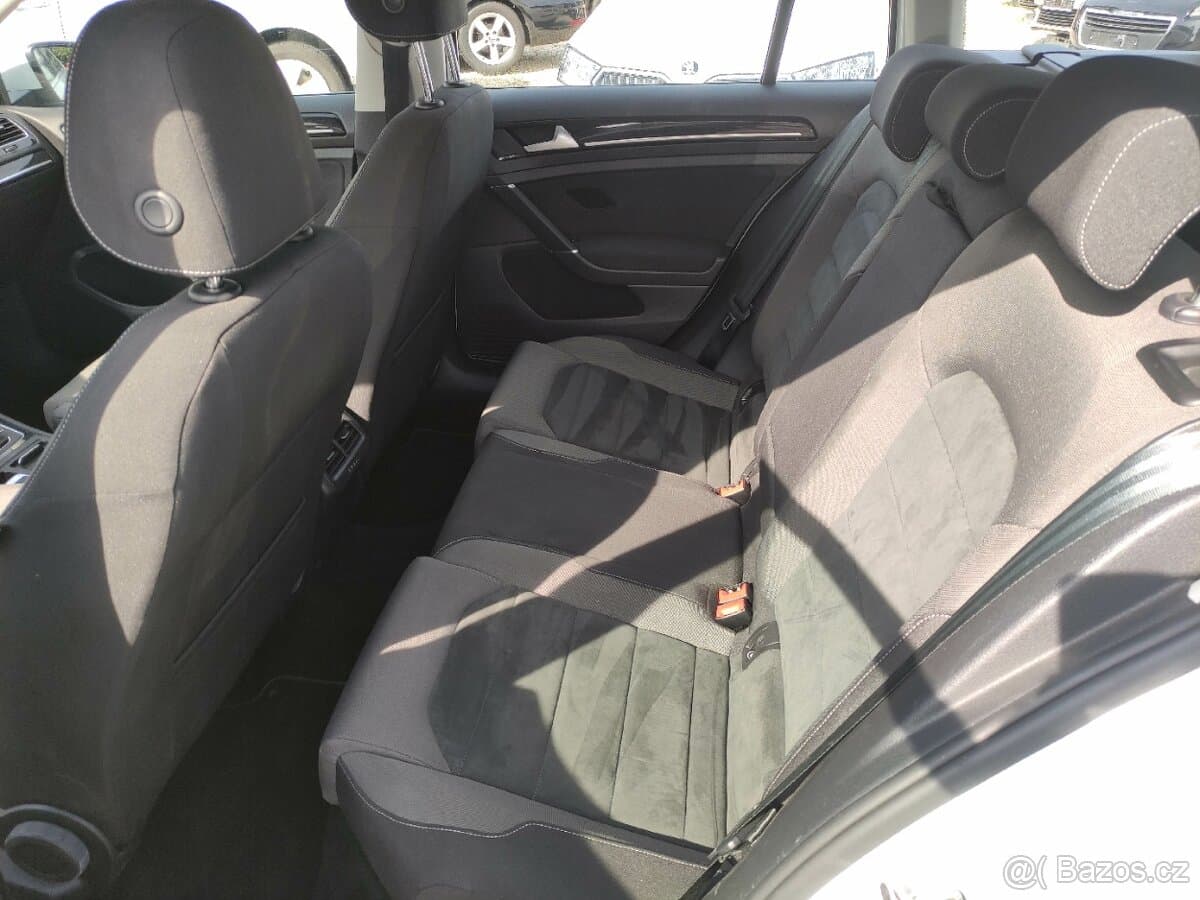 2019 Volkswagen GOLF - 8