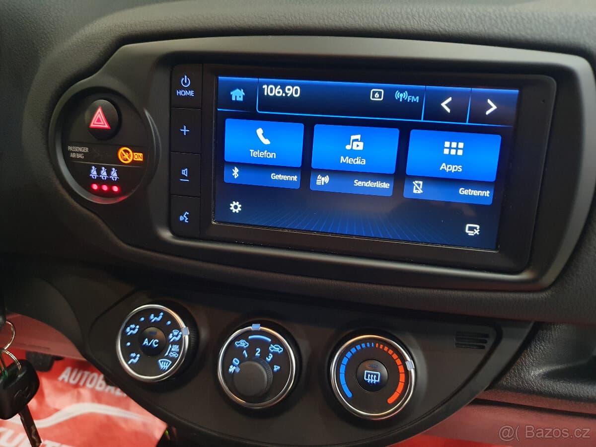 2020 Toyota YARIS - 8