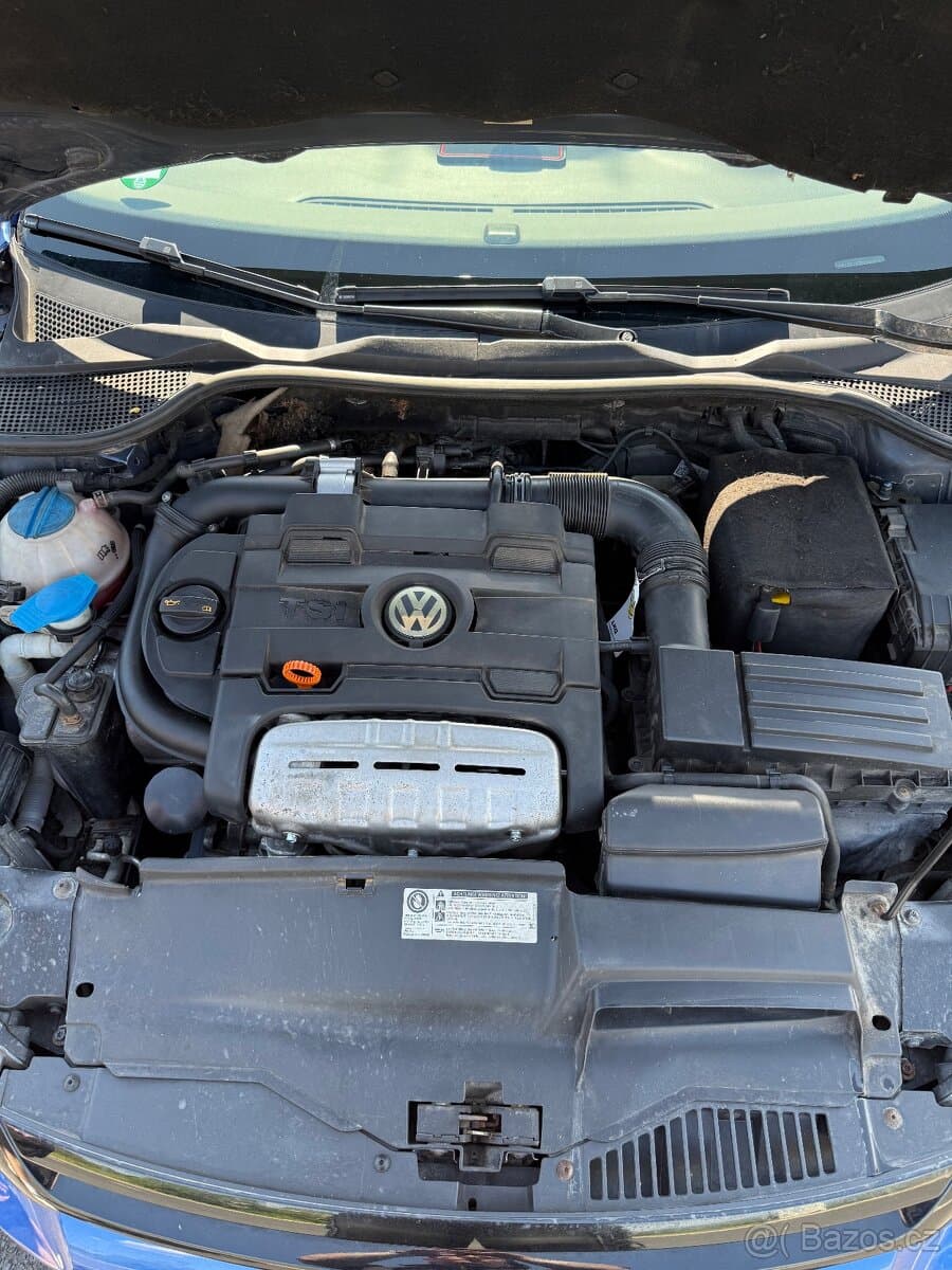 2010 Volkswagen SCIROCCO - 8