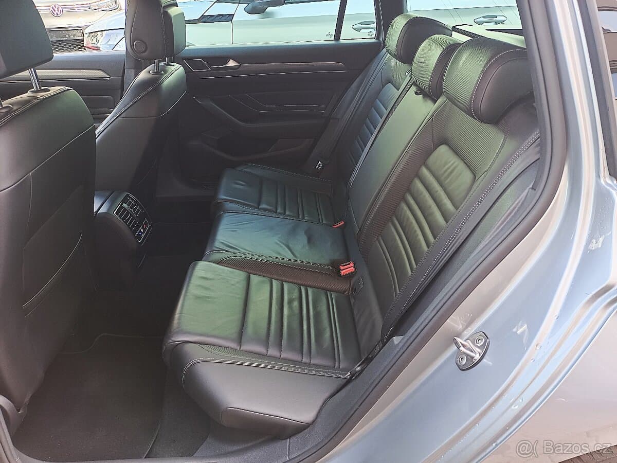 Volkswagen PASSAT - 8