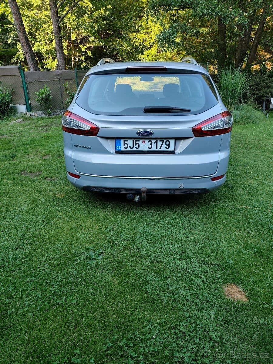2011 Ford MONDEO - 8