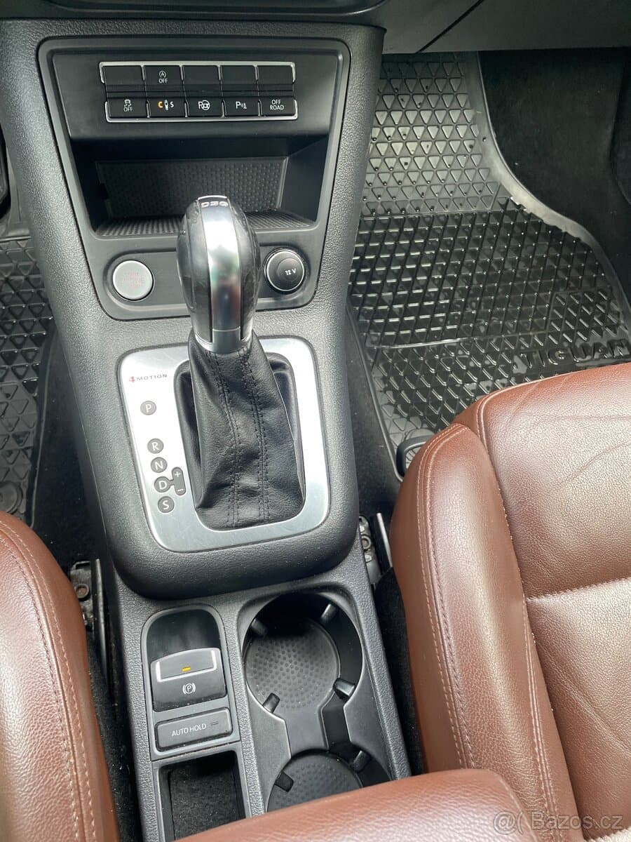 2012 Volkswagen TIGUAN - 8