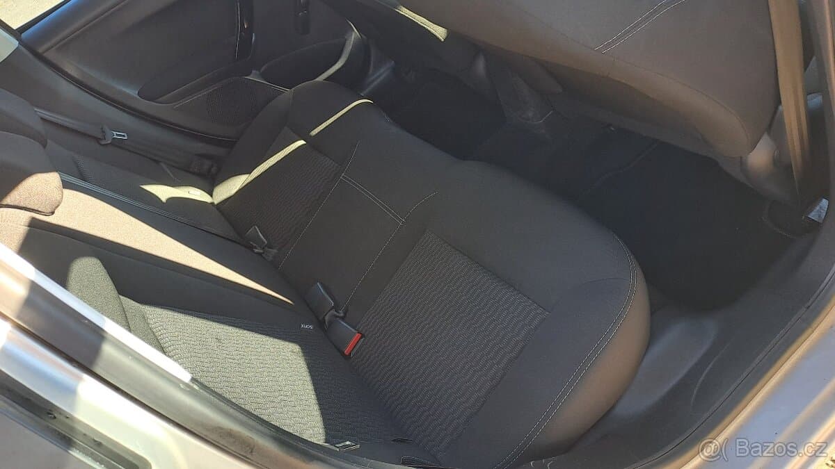 2016 Peugeot 208 - 8