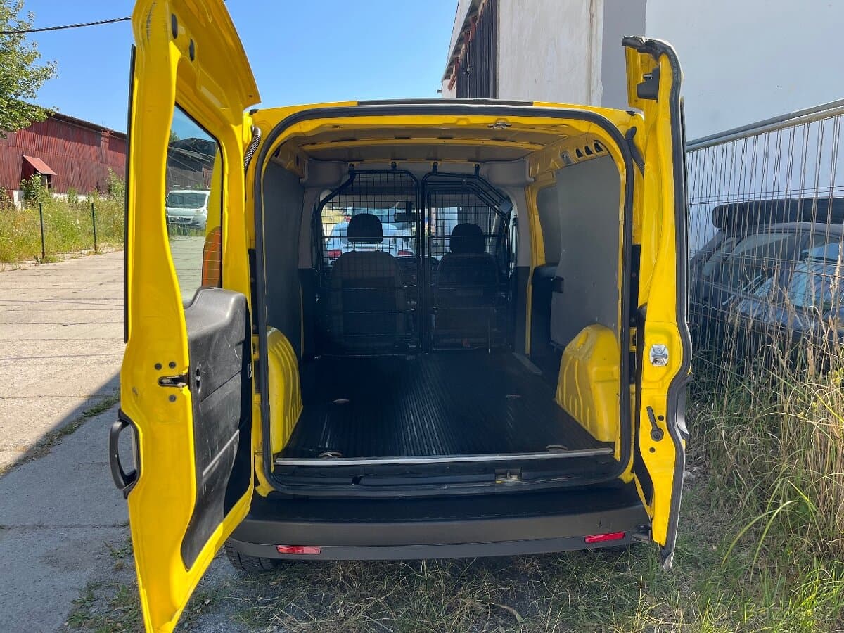 2015 Fiat DOBLO - 8