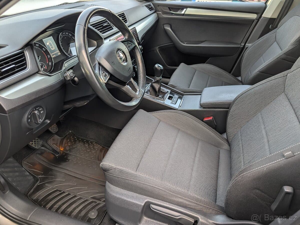 2018 Škoda SUPERB - 8