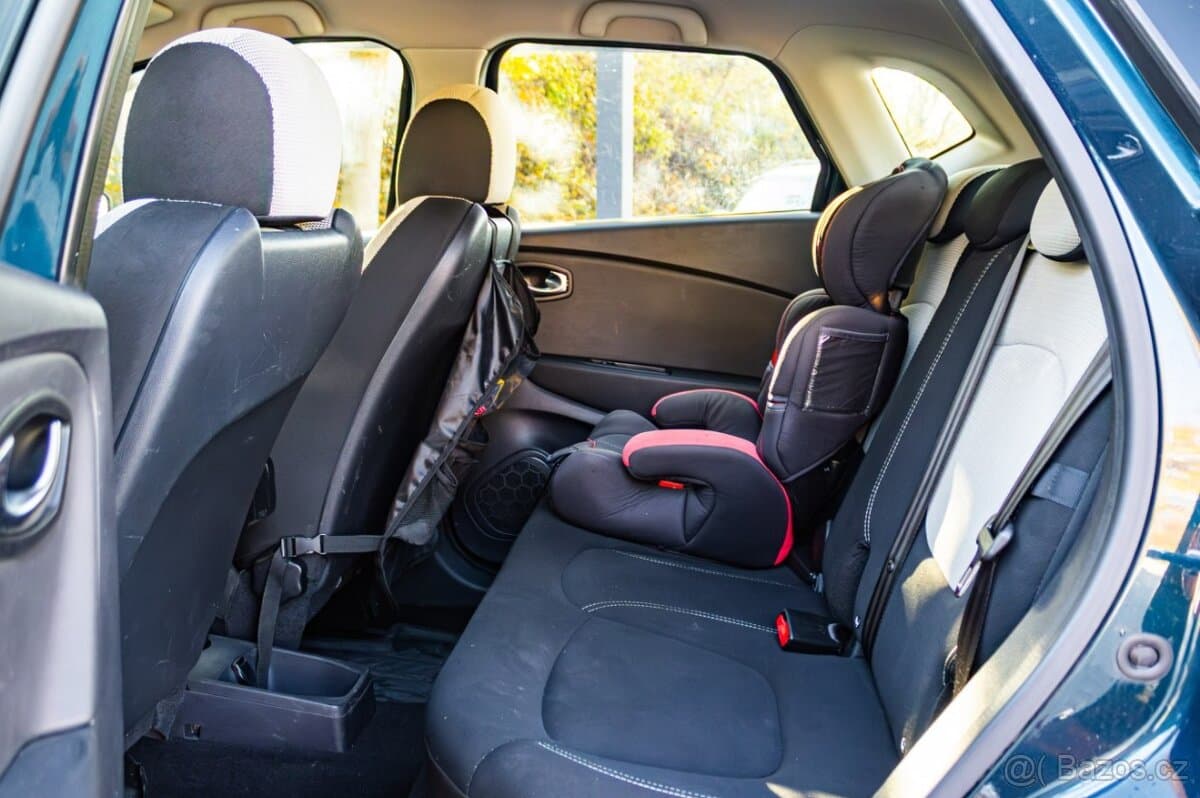 2018 Renault CAPTUR - 8