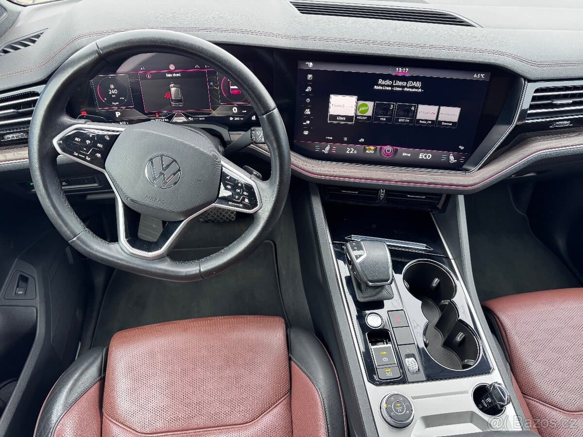 2020 Volkswagen TOUAREG - 8