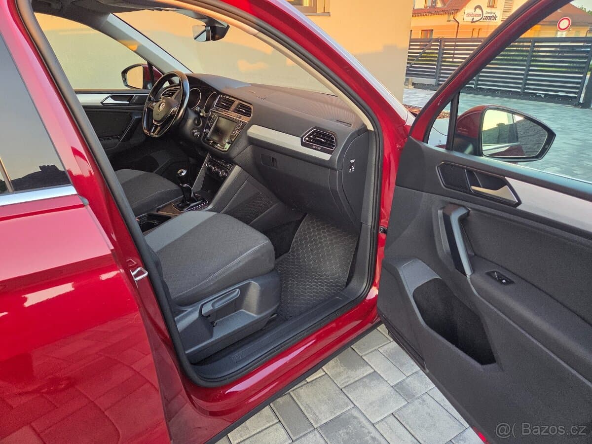 2016 Volkswagen TIGUAN - 8