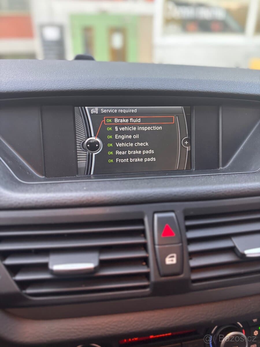 2011 BMW X1 - 8