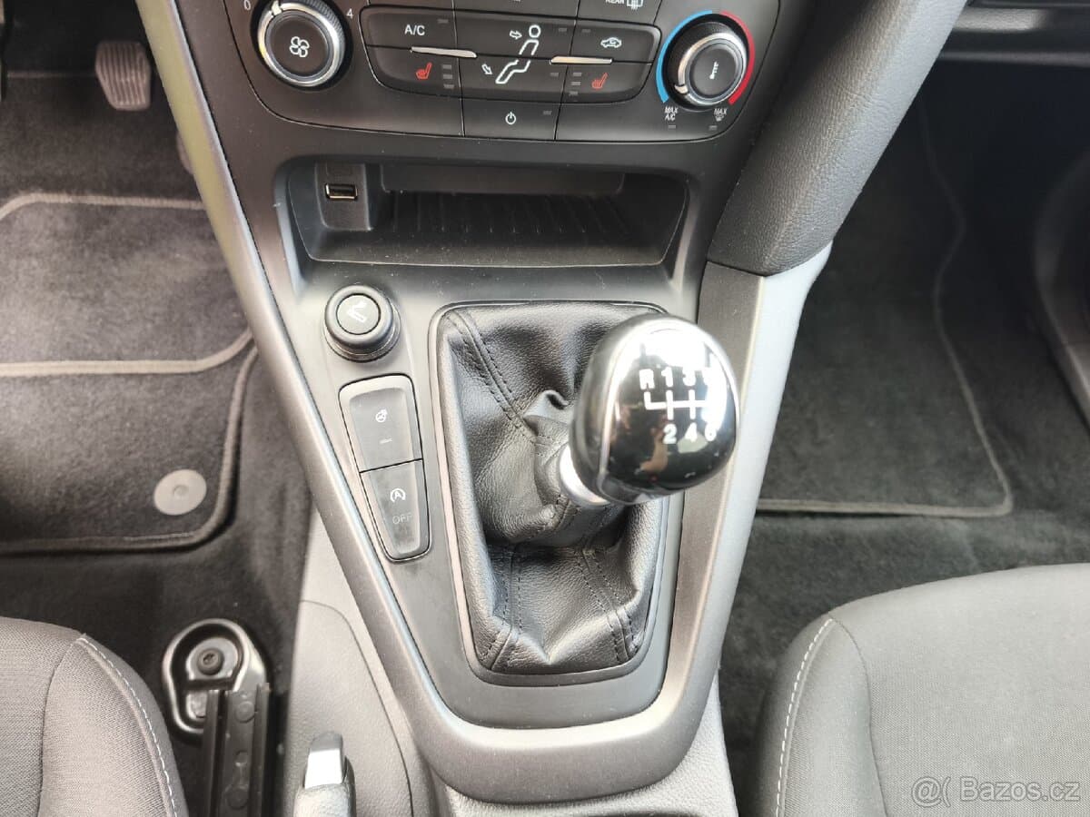 2015 Ford FOCUS - 8