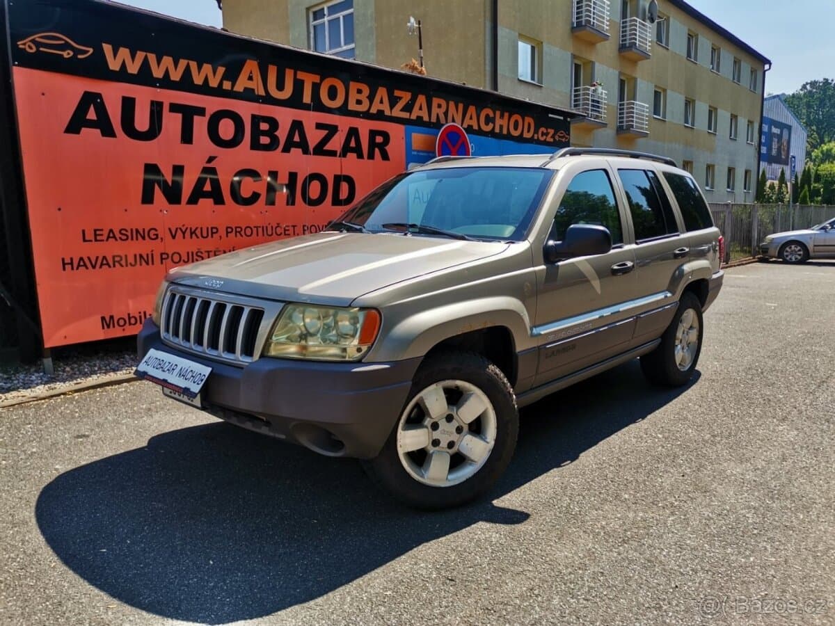 2004 Jeep CHEROKEE - 8
