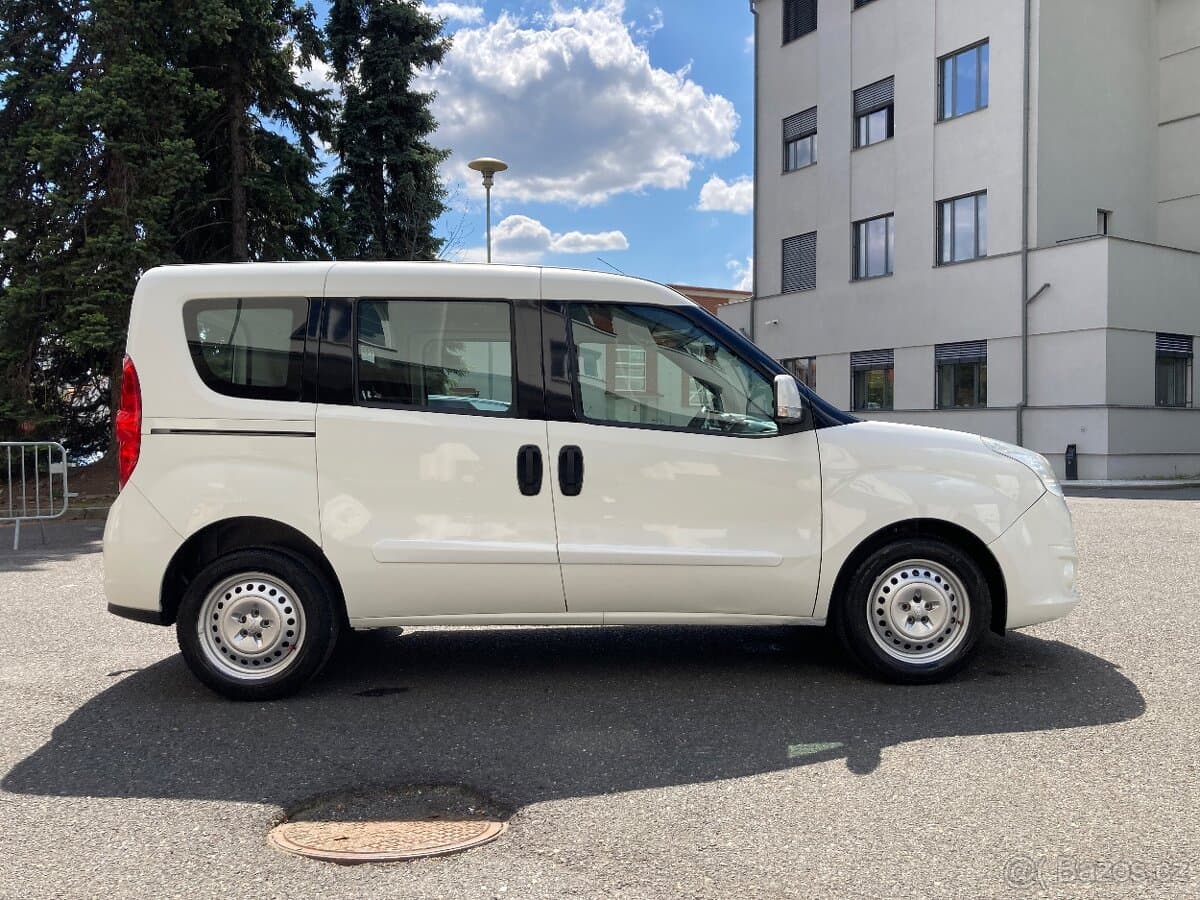 2016 Opel COMBO - 8