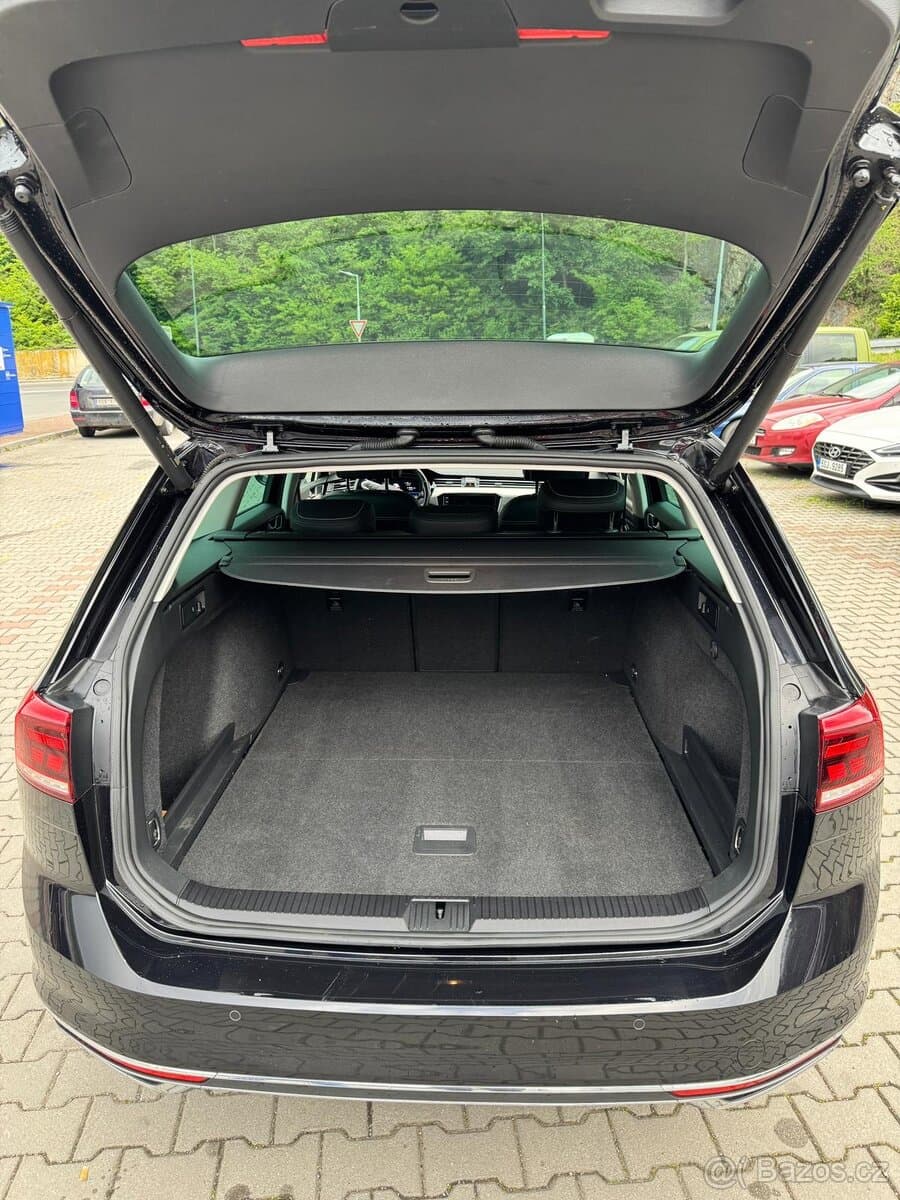 2021 Volkswagen PASSAT - 8