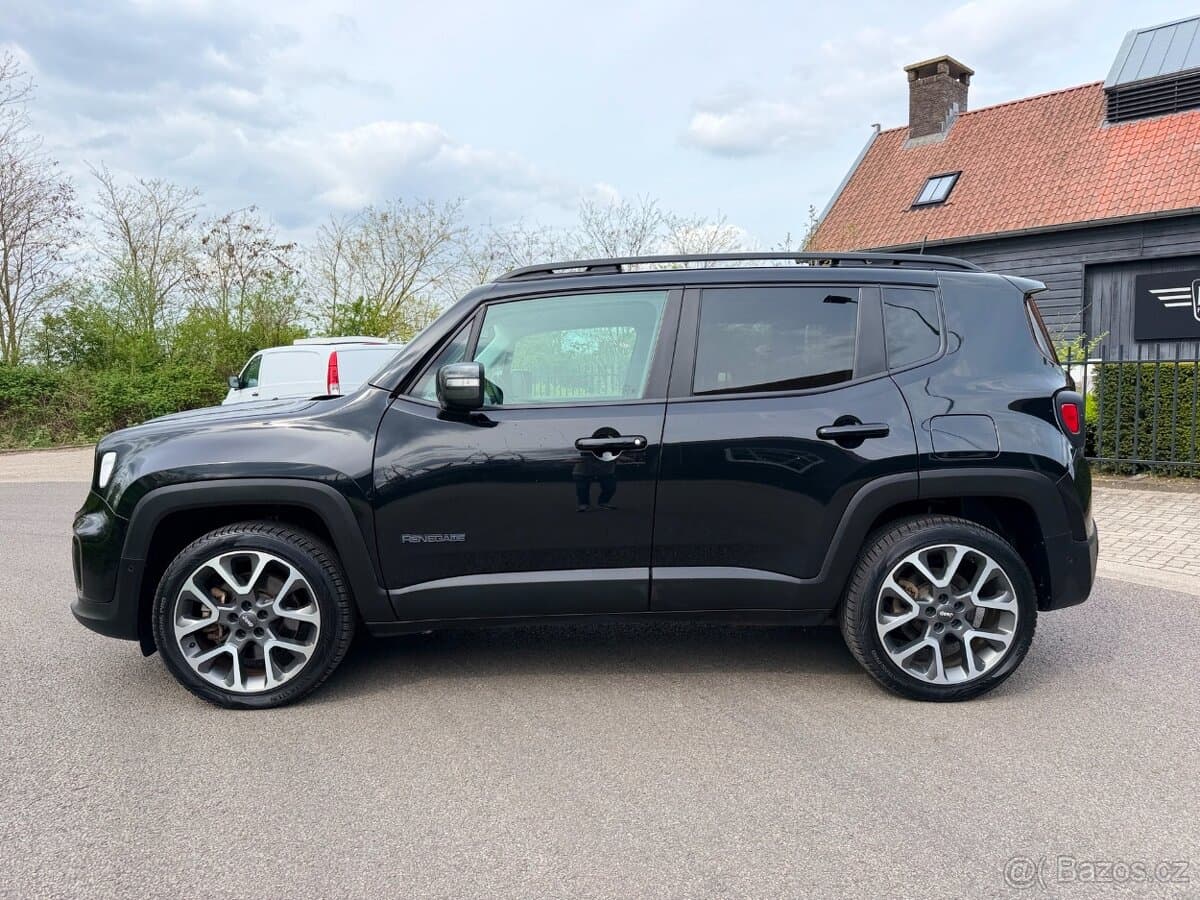 2022 Jeep RENEGADE - 8