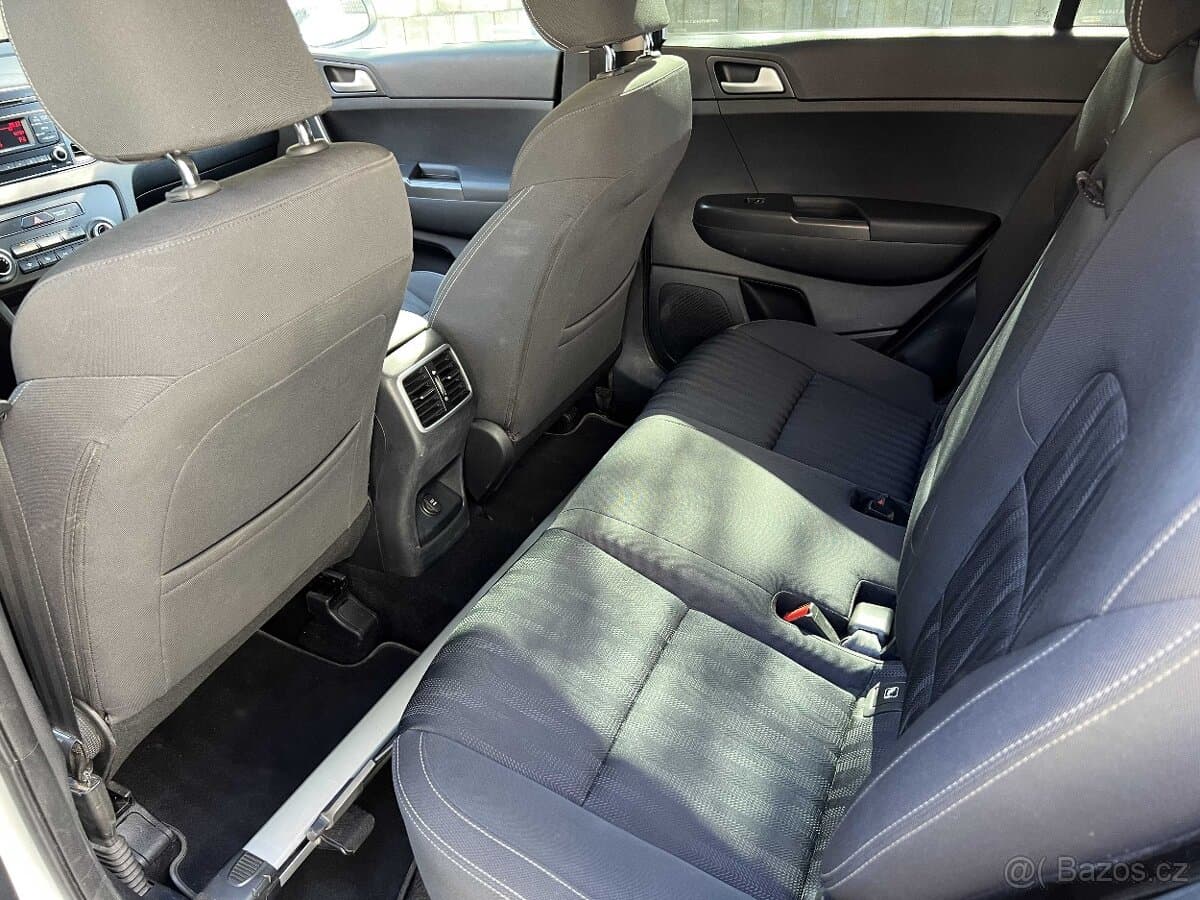 2016 Kia SPORTAGE - 8