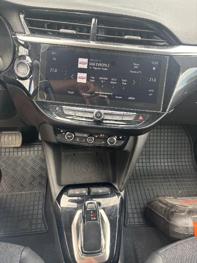 2020 Opel CORSA - 8