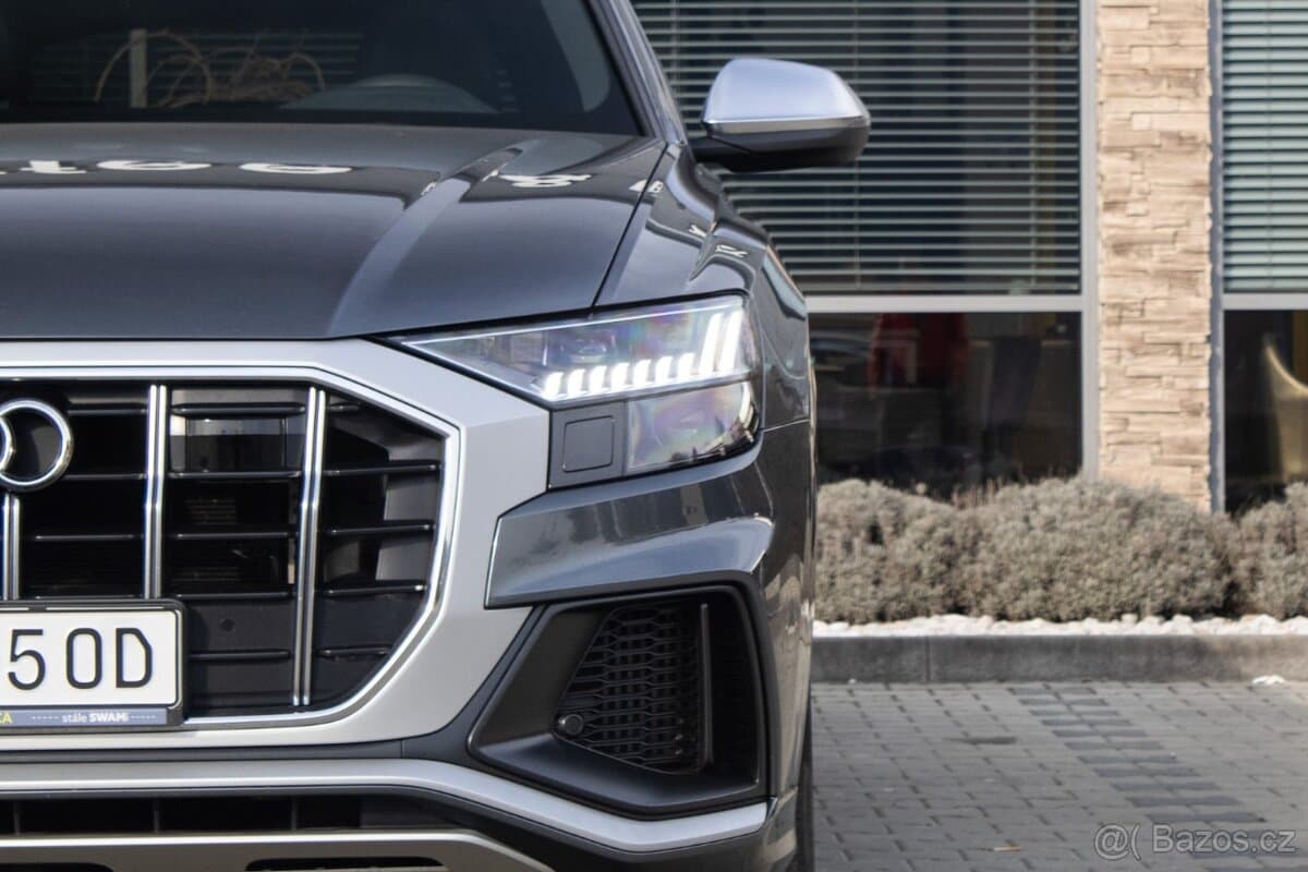 2021 Audi SQ8 - 8