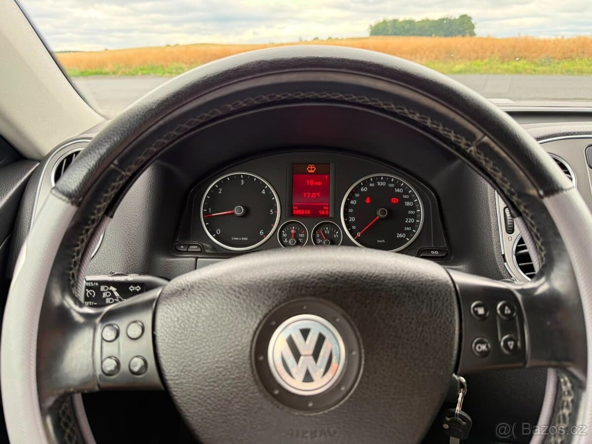 2008 Volkswagen TIGUAN - 8