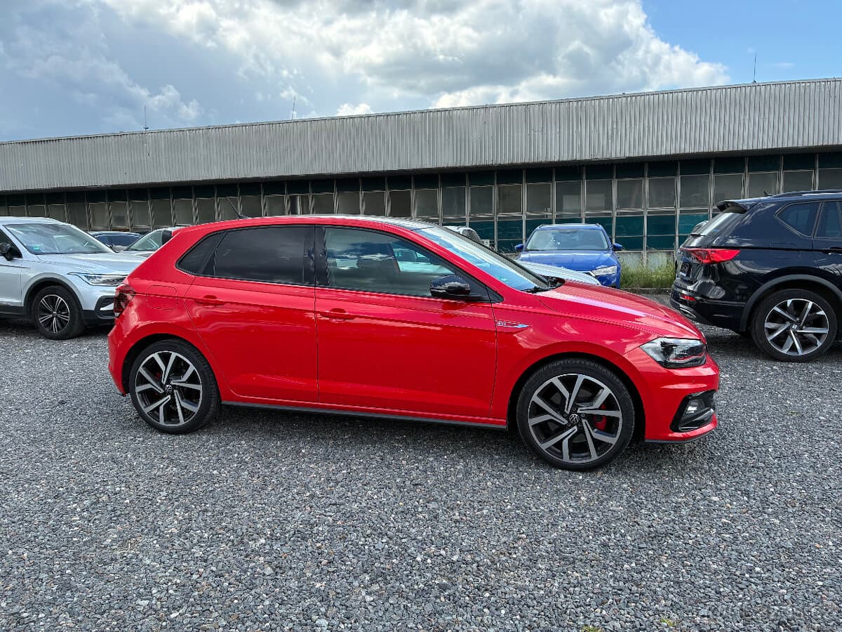 2022 Volkswagen POLO - 8