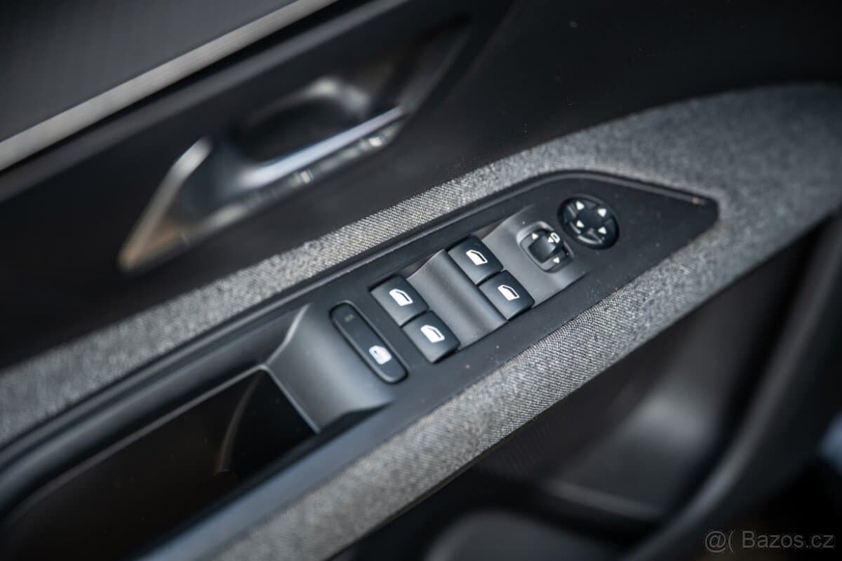 2020 Peugeot 5008 - 8