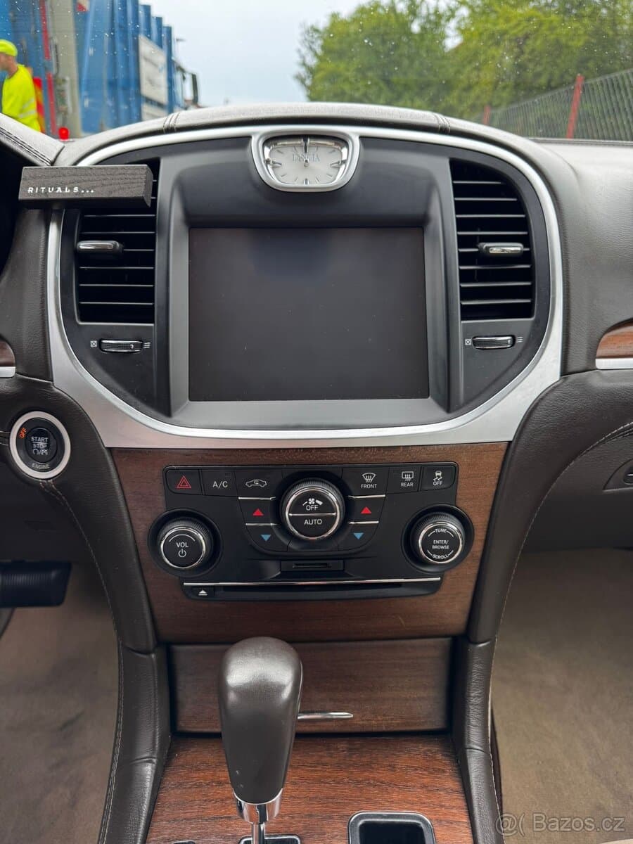 2013 Lancia THEMA - 8