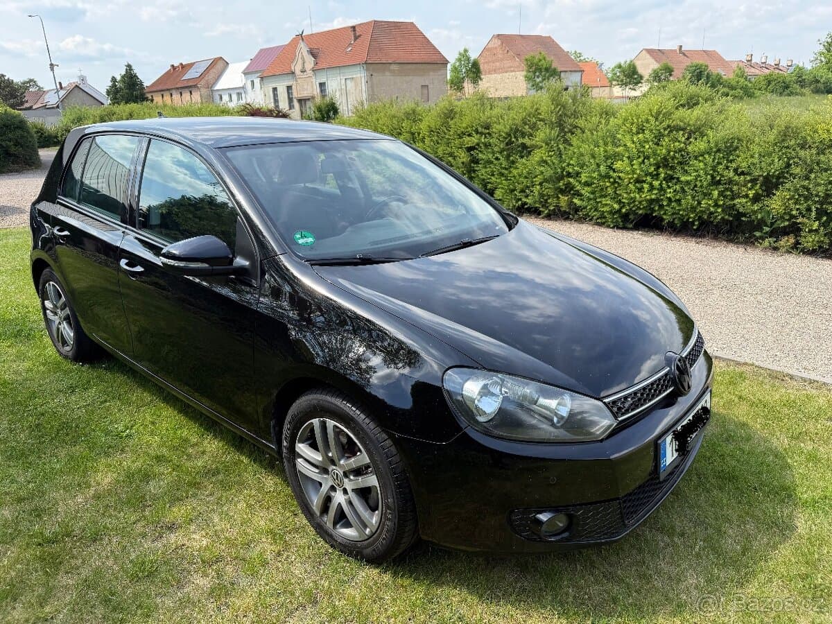 2011 Volkswagen GOLF - 8