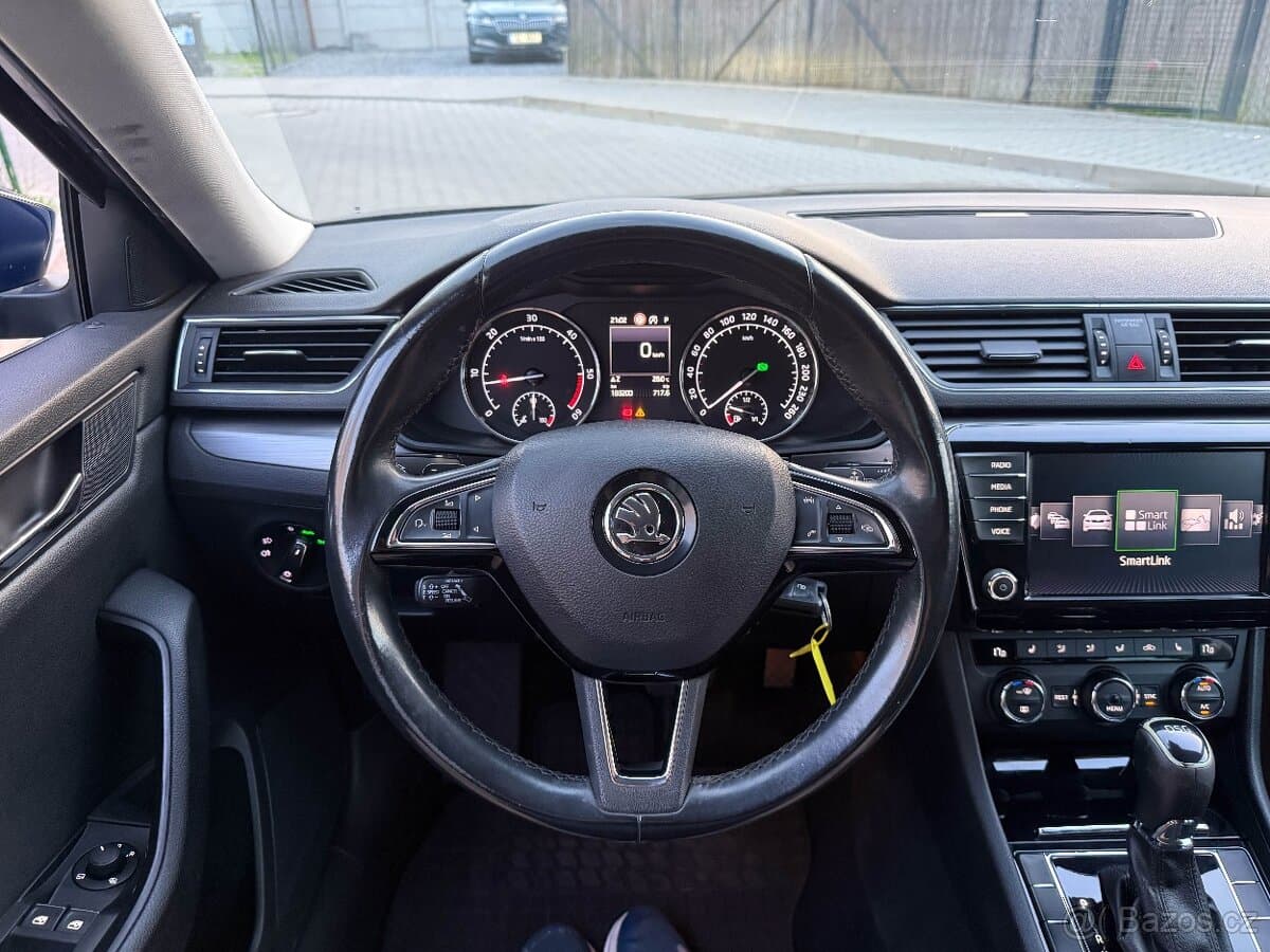 2016 Škoda SUPERB - 8