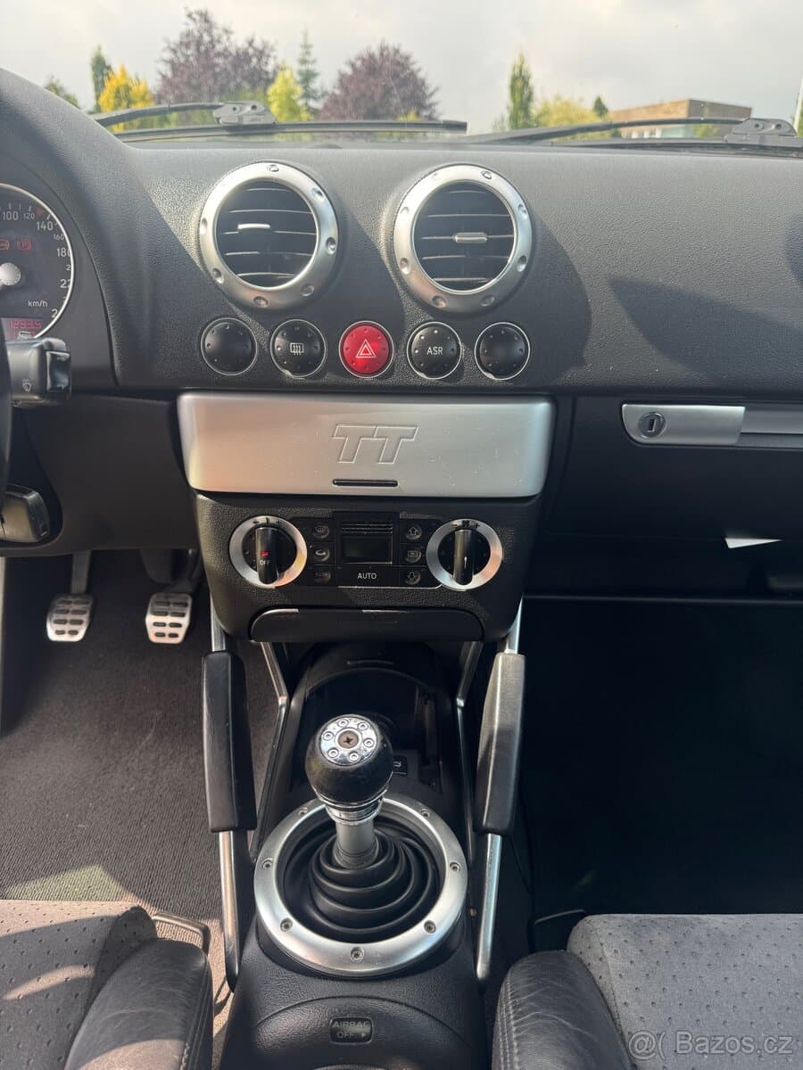 1999 Audi TT - 8