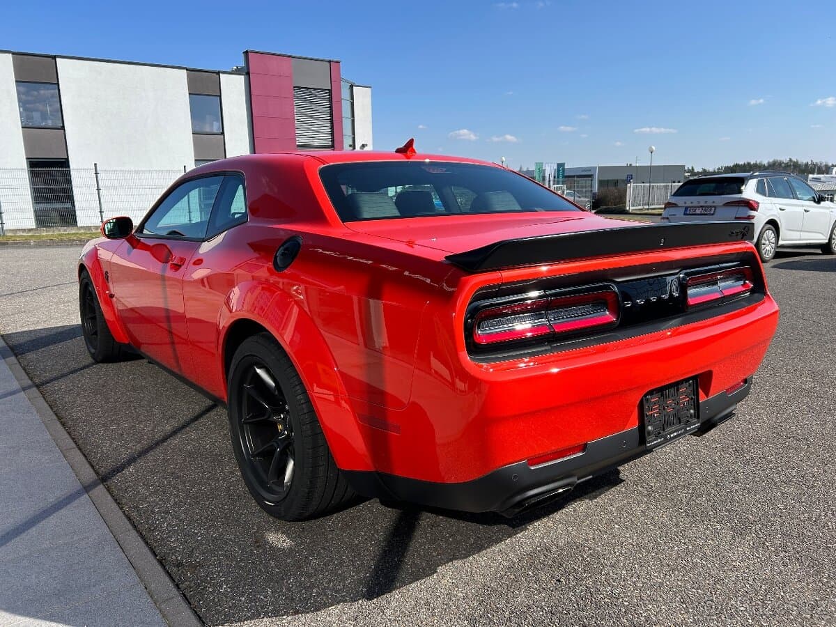 2024 Dodge CHALLENGER - 8