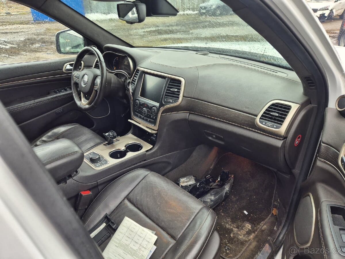 2014 Jeep CHEROKEE - 8