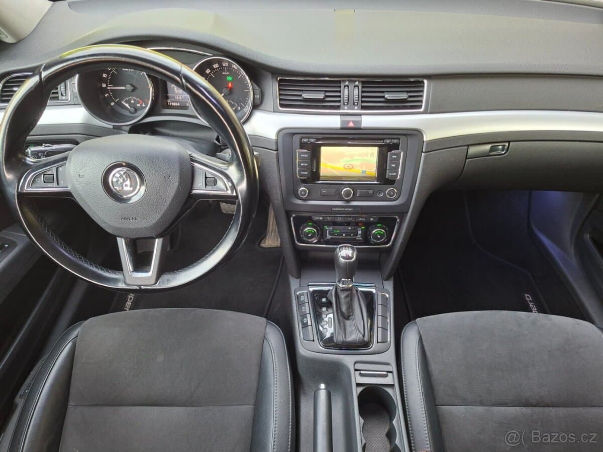 2014 Škoda SUPERB - 8