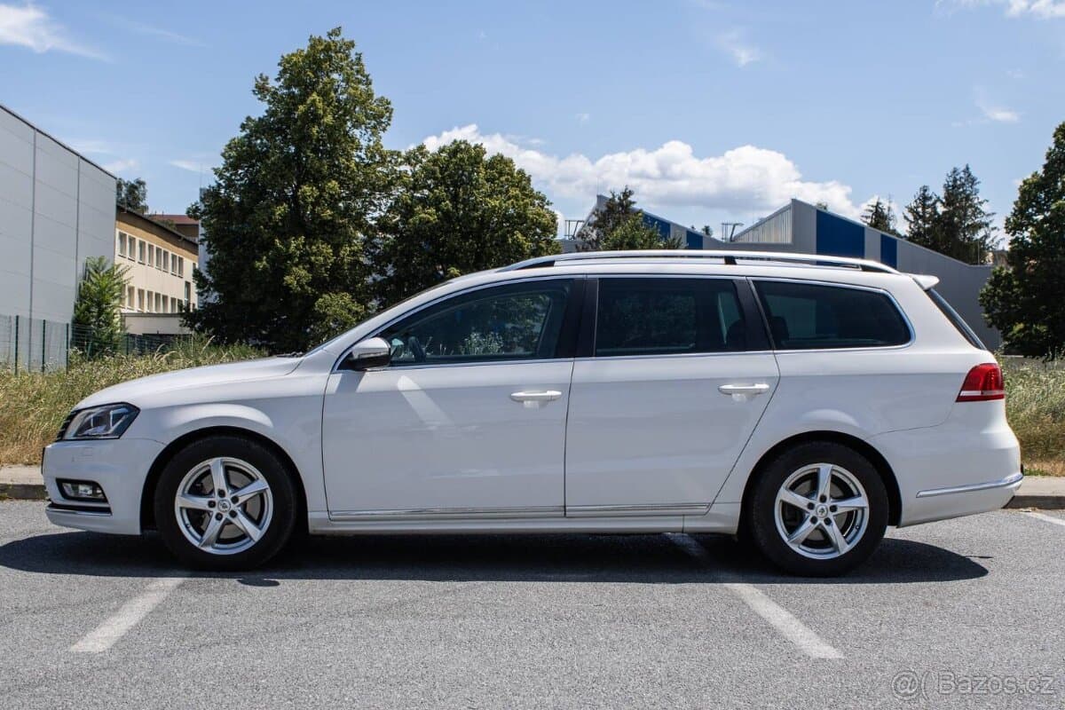 2014 Volkswagen PASSAT - 8