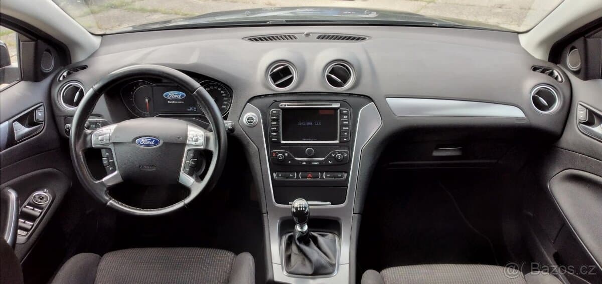 2012 Ford MONDEO - 8