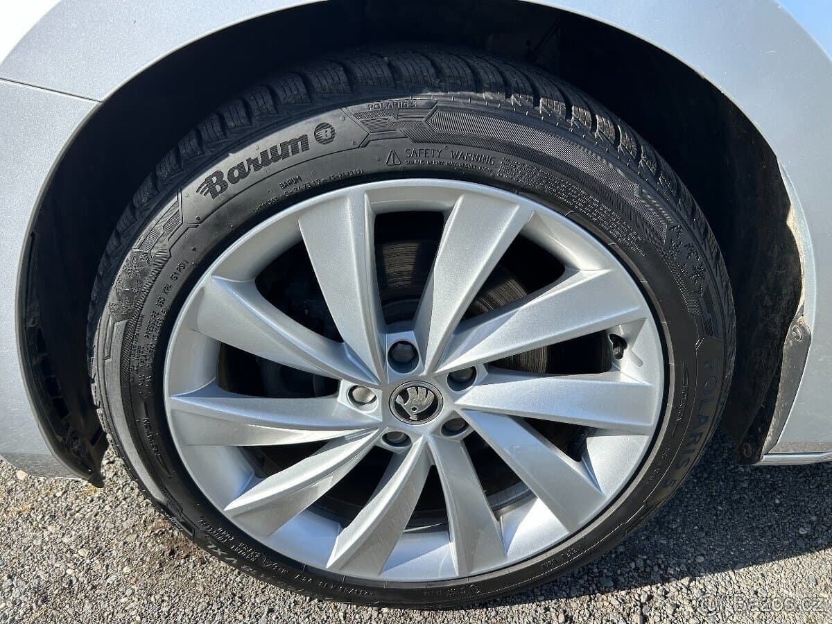 2018 Škoda SUPERB - 8