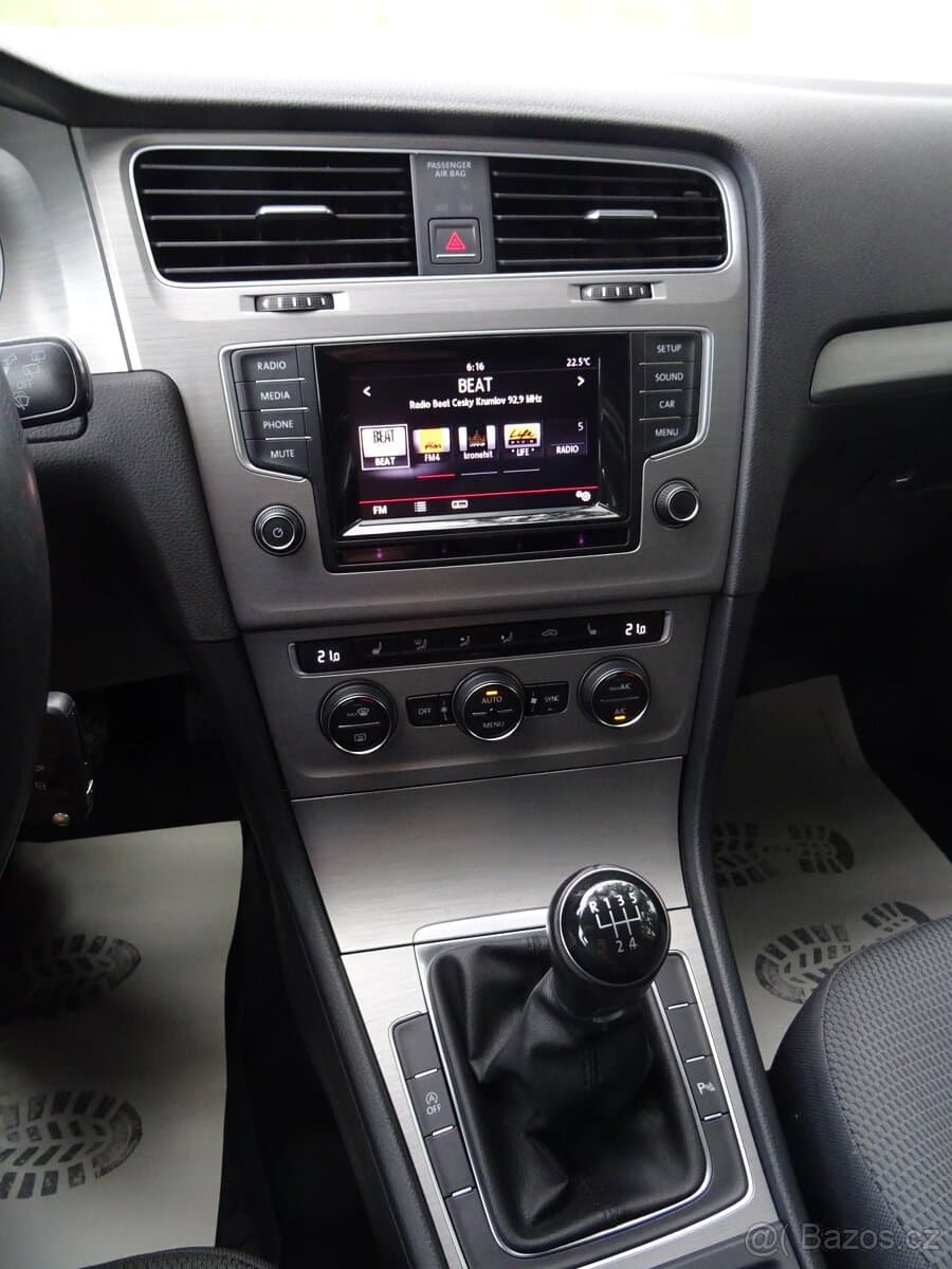 2015 Volkswagen GOLF - 8