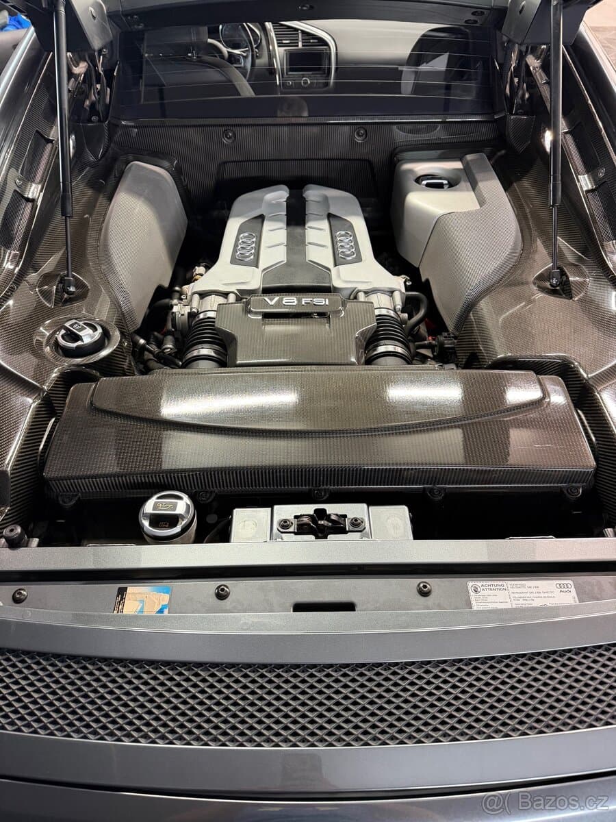 2009 Audi R8 - 8