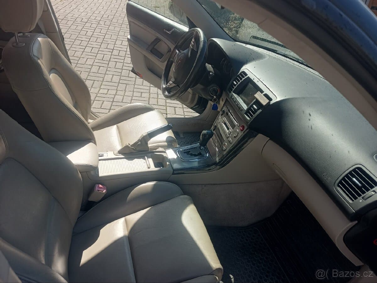 2004 Subaru OUTBACK - 8